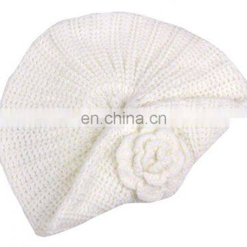 2015 Ladies' Fashion Winter China Suppliers Knitted Cute Beret With Flower photo-2