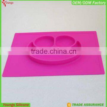 2015 hot sale cheap smiley oem anti-slip Silicone place mat, eating mat, table mat for kids baby                        
                                                Quality Choice