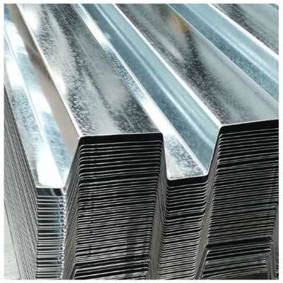 Lâmina de cobertura de zinco galvanizado ondulado com 1 mm de espessura para construção civil. Serviços de dobramento, corte e soldagem. CE