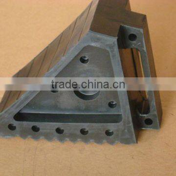 (8 in. L x 4 in. W x 6 in. H)Rubber wheel chock block