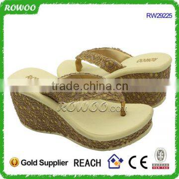 Hot Sale Fashion Design Laser Wrapped EVA Lady Beach Walk Slipper photo-1