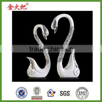 Promotion hot selling white swan shaped resin sculpture home ornament