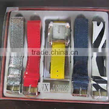 fasion interchangeable watch set for ladies with four extra strap