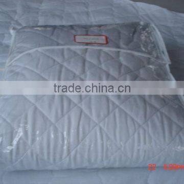 waterproof mattress cover