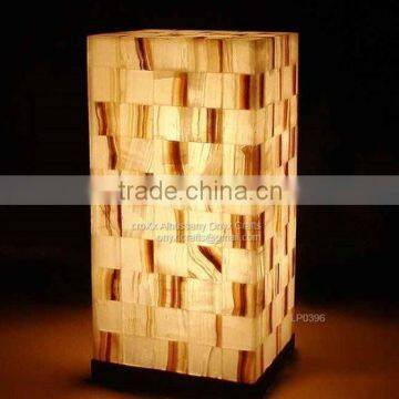 Onyx Figure box Lamp LP0396