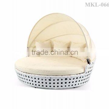 Beautiful Poly Rattan Sun Lounger Outdoor Furniture - Synthetic Rattan Luxury Sunbed With Capony