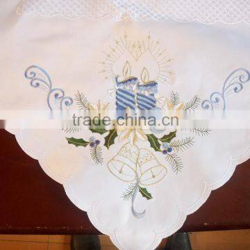 cheap 100% polyester custom Embroidery pattern dining Table runner