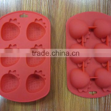 Lovely strawberry shaped silicone ice cube mould