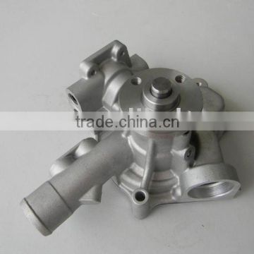 4D94E engine parts Water Pump