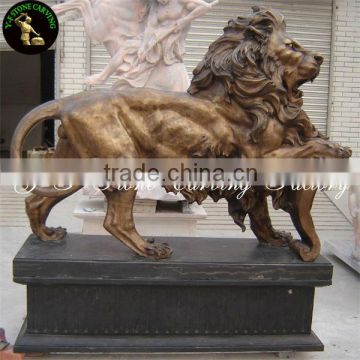 Bronze or brass walk lion statue for garden sculpture