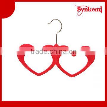 Heart shaped plastic belt hanger