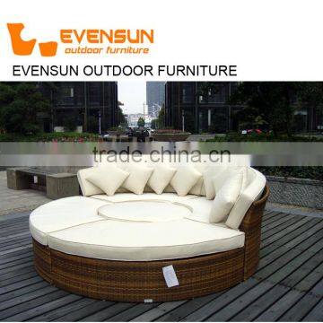 Outdoor Sunbed Resin Rattan Outdoor Daybed With Canopy photo-5