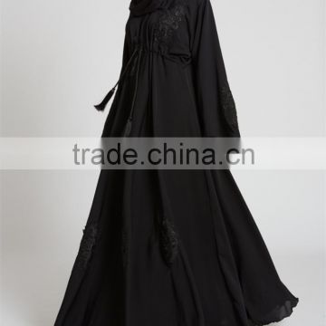 Guangzhou clothing OEM Belt Embroidered detailing elegant look Black Flow Abaya