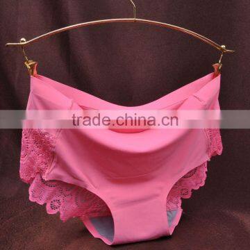 Old Fashion Sexy Bra and New Design Women Panties photo-3
