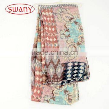 Direct Factory Economic Different Types Printed Scarf photo-3