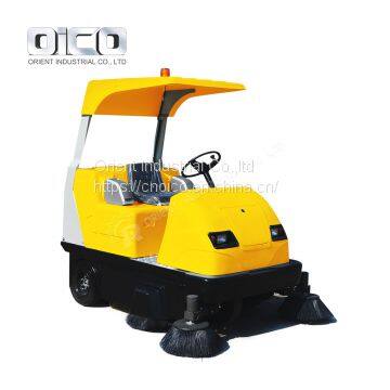 OR-E8006 ride on road sweeper  /electric road sweeper  / mechanical cleaning equipment sweeper