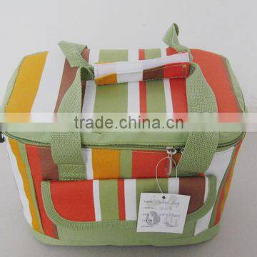 OEM colorful cooler bag for food with front pocket