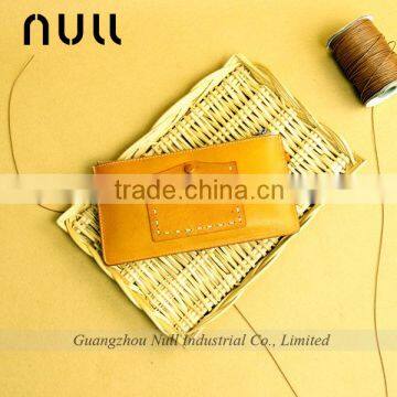 Guangzhou Supplier Brown Color Classic Handmade Phone Case photo-3