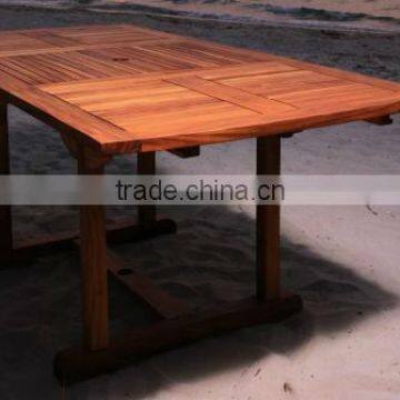 Delmiro Teak Table