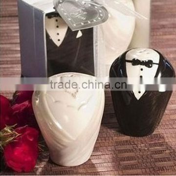 wedding favor groom and bride salt and pepper shaker