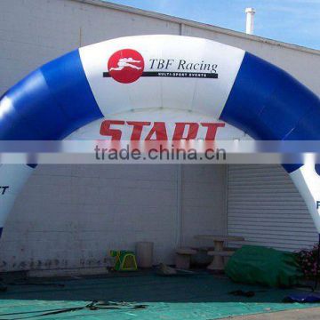 Inflatable arch