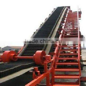 conveyor belt -corrugated sidewall conveyor belt