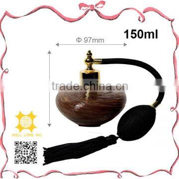 Dubai style exquisitely embossed glass with tassel Bulb atomizer refillable