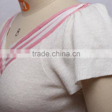 Large Contrast V Neck Knitwear Women With Petal Sleeves photo-3