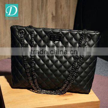 Famous Classic Black Handbag Lock Button Women Chain Bags