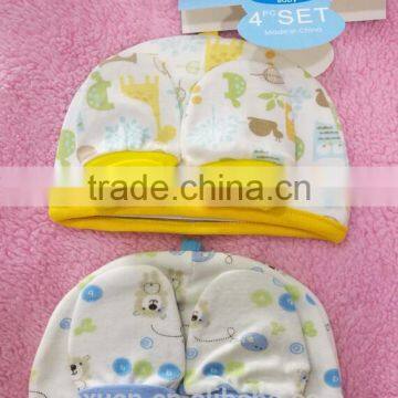 OEM or Stocked ,4pcs/set Newborn Baby Double Hat, 2 Pieces + Protective Gloves, 2 Pairs of Cotton, 4 Pcs Each Set photo-3