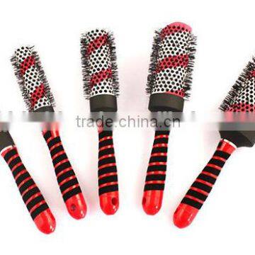 Plastic handle nylon vibrating ionic hair brush heat control