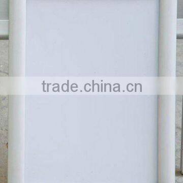 Aluminium stright corner clip frame