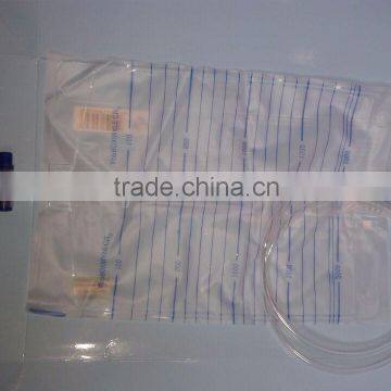 Adult urine bag 2000ml with T valve /crass valve (MD-8013)