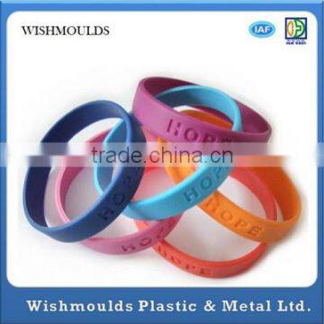 cheap custom silicone bracelet maker from Wishmoulds China