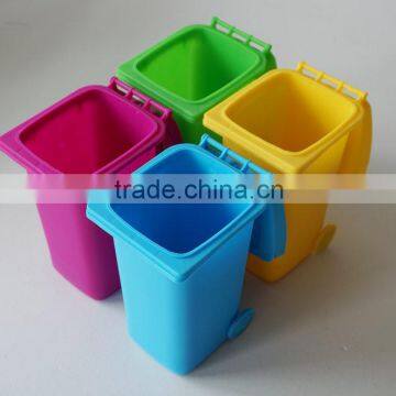 BT05B Colorful Desktop Plastic Mini Trash Can Pen Holder photo-4
