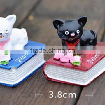 Owl Animal - Hand Sculpted Miniatures Moss Terrarium Accessory Resin Duck Bulldog Graduation Figurines photo-5