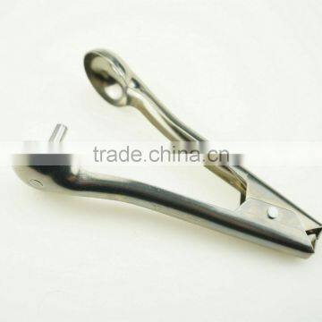 42052 Cherry Corer / Kitchen Cherry Pitter