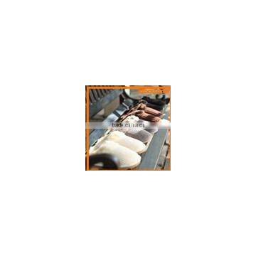 Discounted Women Various of Plush Slippers Stock