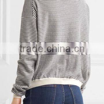 High Quality Woman Wearing Cashmere Thin Striped Turtleneck Sweater photo-3