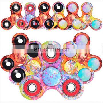 2017 Hot Fingertips Camouflage Triangle Gyro Decompression Fingertips Gyro With LED Lights photo-5