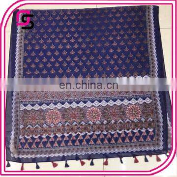 New design hot sale custom printed women long scarf with tassels