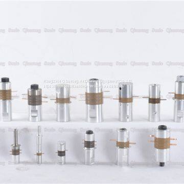 24Khz Ultrasonic Stepped Column Transducer With 4pcs Ceramics CE Certification photo-3