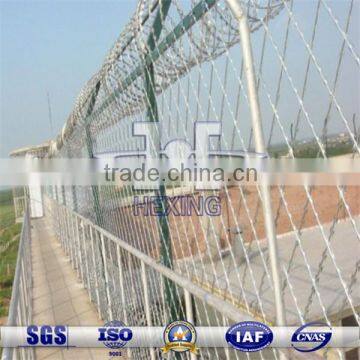 Hot Dip Galvanized Welded Razor Wire Mesh Fence/Roadway Fence