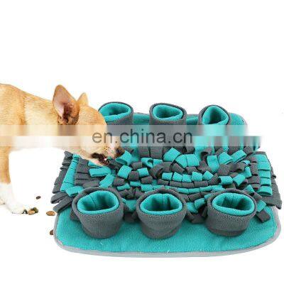 2021 High Quality Training Feeding Puzzle Toys Dog Unique Pet Snuffle Feeding Mat