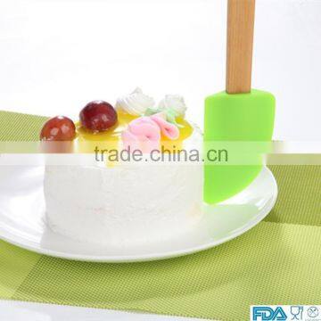2015 Neweast Silicone Spatula Silicone Cake & Butter Knife With Wooden Handle photo-2