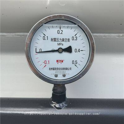 High-capacity Vacuum Suction Truck Environmental Protection Vehicle Safety Compliance photo-4