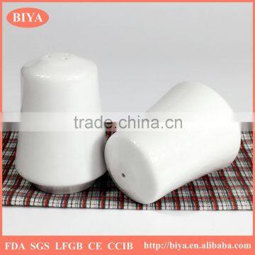 wholesale spice containers white ceramics porcelain custom made salt and pepper shakers bottles