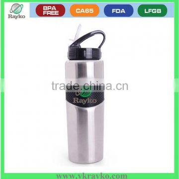 Stainless steel bottle with silicone cover