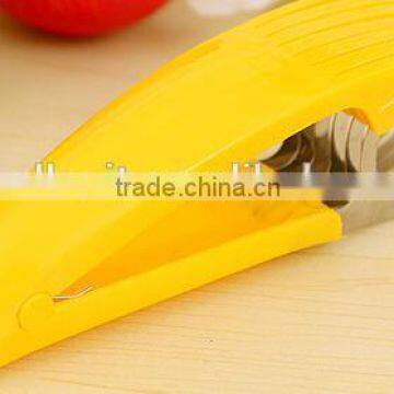 ABS handle stainless steel blade banana cutter / banana slicer / fruit slicer                        
                                                                                Supplier's Choice