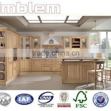 2016 classic natural color luxury solid wood kitchen cabinets